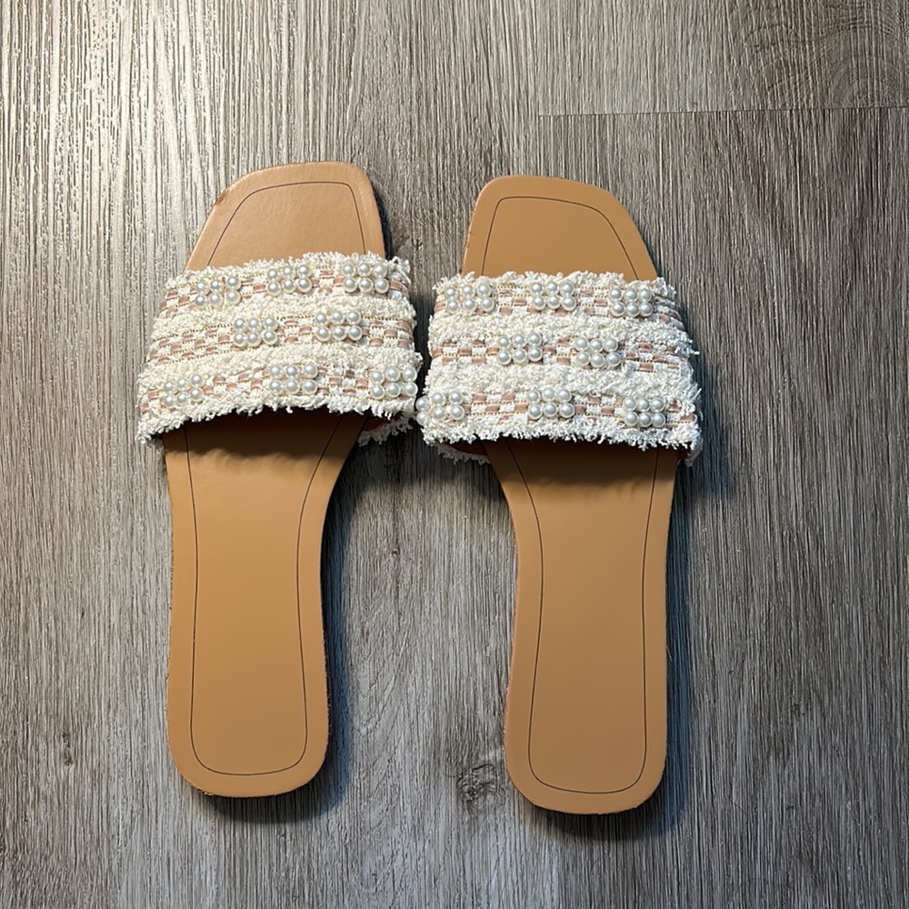 Pearl Flat Sandal